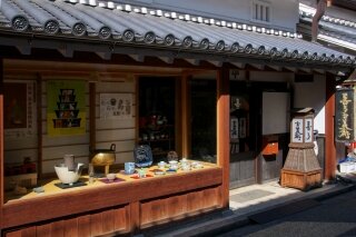 Shop window in Imai-cho, Kashihara City Shop window in Imai-cho, Kashihara City